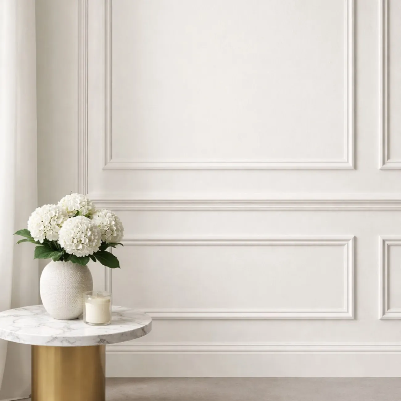 Decorative wall molding detail